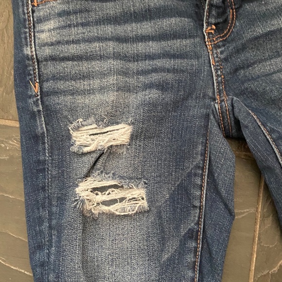Ripped American Eagle Denim Jeans - Picture 10 of 13